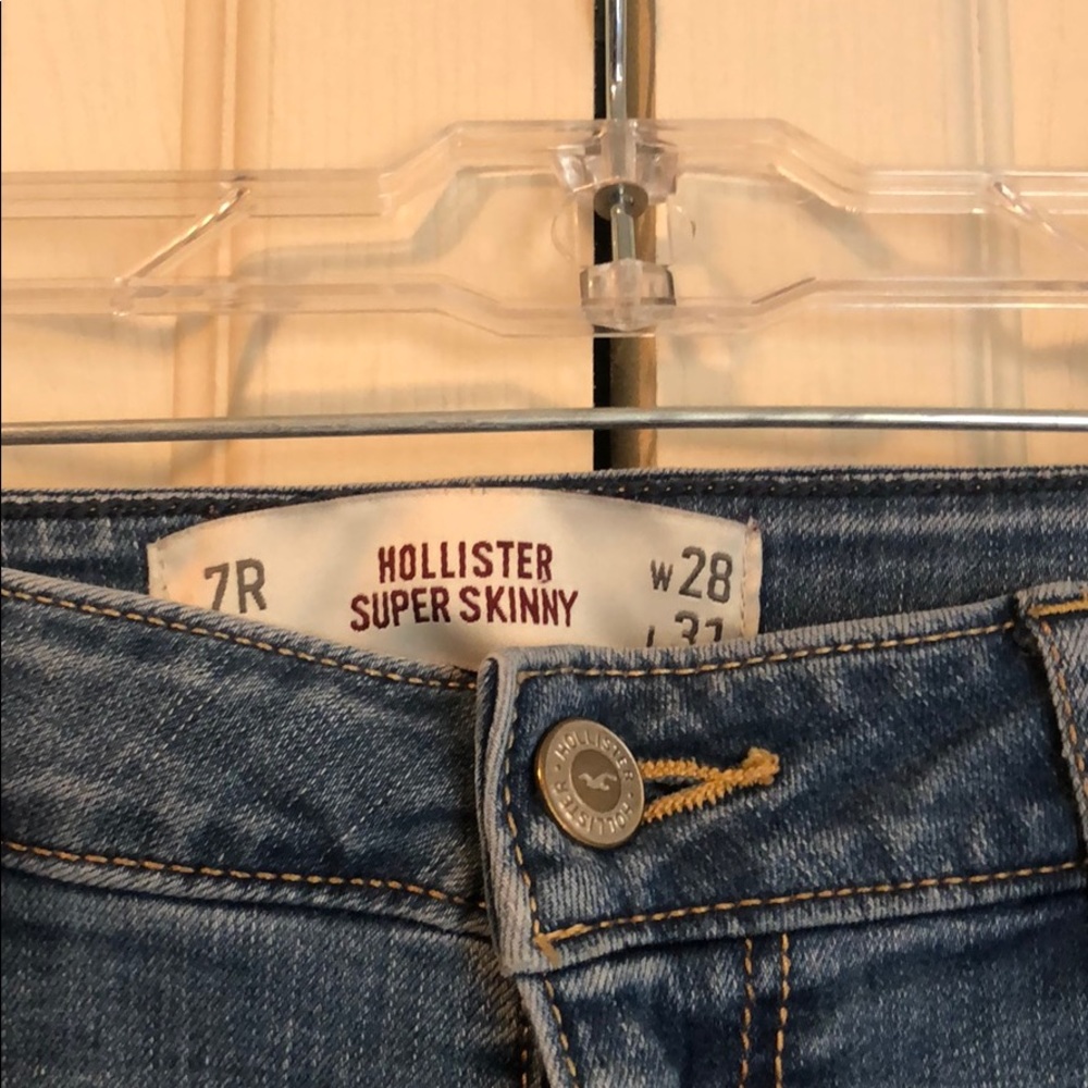Hollister Super Skinny Jeans